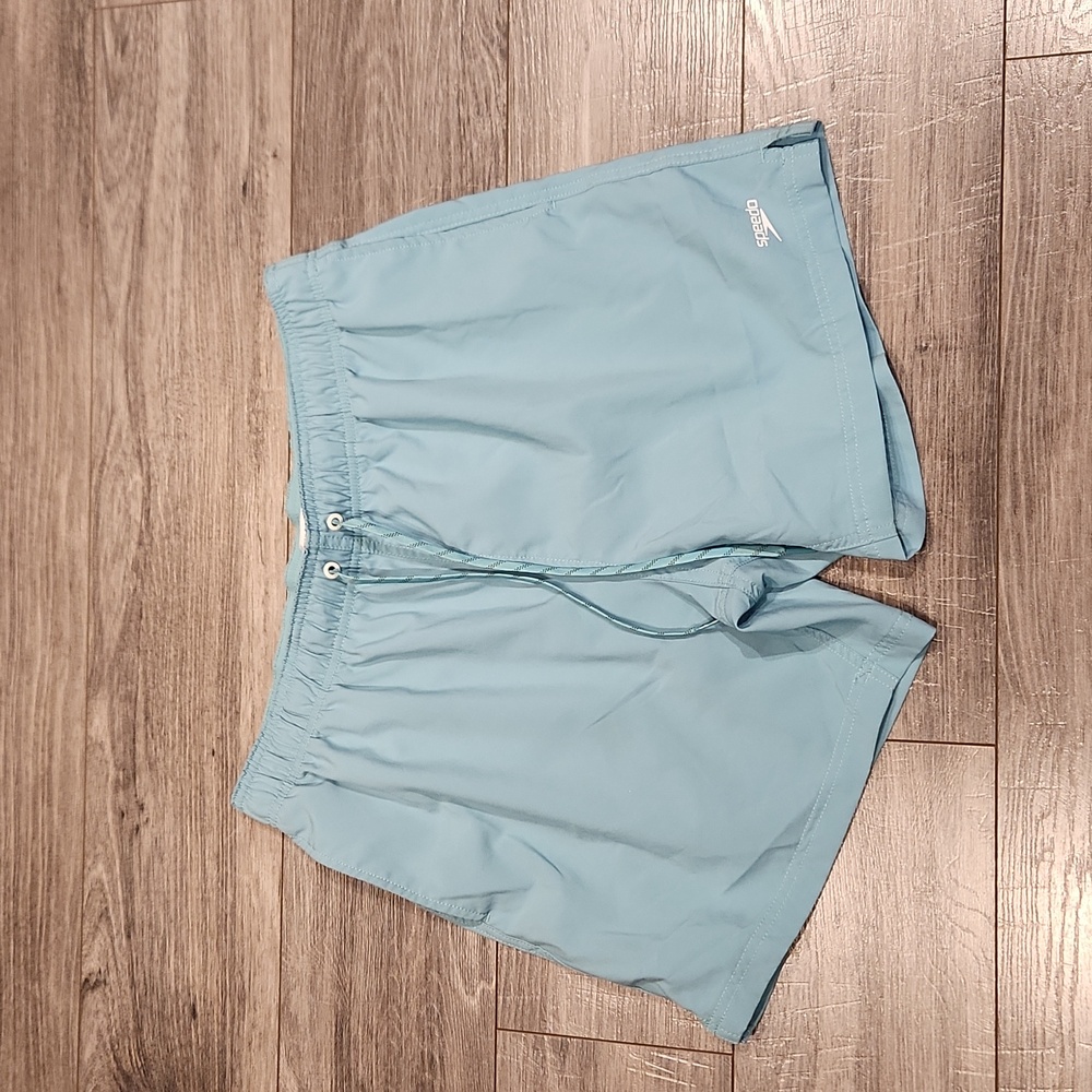 EUC Speedo Men's sz L Swimtrunks w/side pockets lined